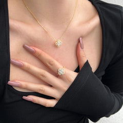 Clover necklace 18k gold