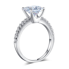 Square cut princess ring