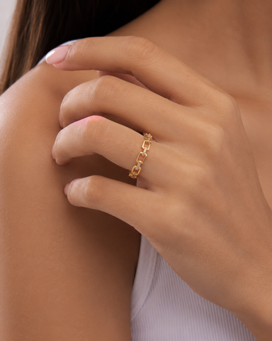 Gold chain link ring
